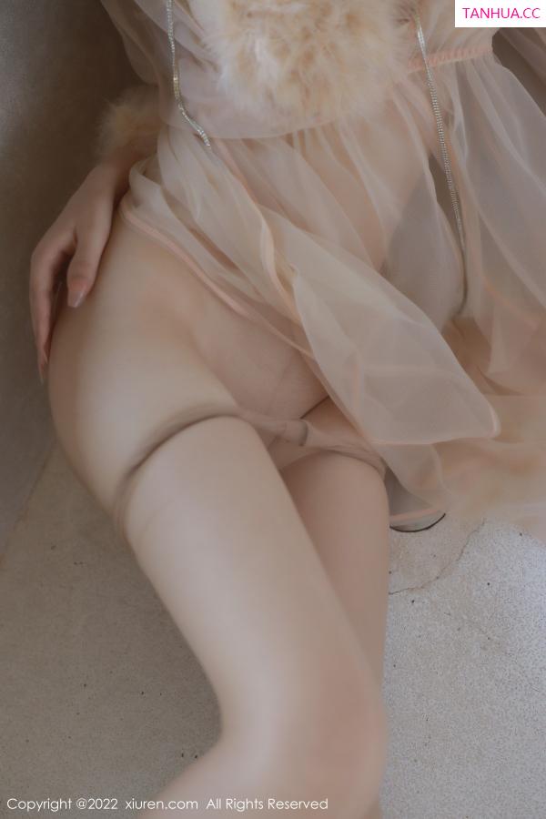 谢晚晚  [XiuRen]高清写真图 2022.11.02 No.5796 谢晚晚 丝袜妩媚第30张图片